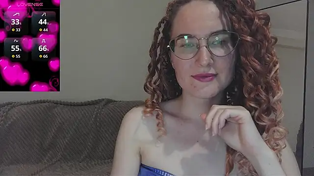 Snapshot of AgnesGraham chatting on July 31, 9:36 pm AgnesGraham online show from July 31, 9:36 pm