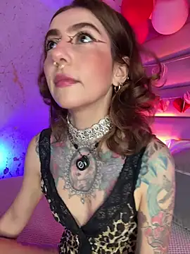 Evangelyne 1 online show from February 18, 3:52 pm