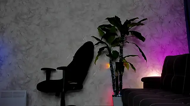 Emma7 online show from October 31, 4:02 am