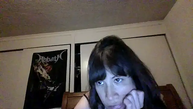 Snapshot of petitedoll29 chatting on December 8, 3:43 am petitedoll29 online show from December 8, 3:43 am