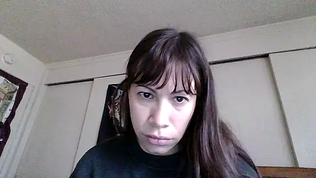 Snapshot of petitedoll29 chatting on December 8, 7:22 pm petitedoll29 online show from December 8, 7:22 pm