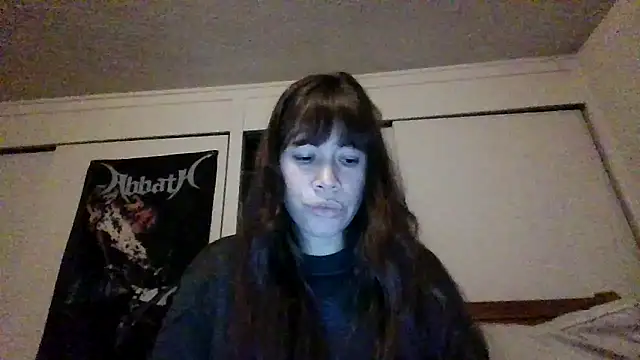 Snapshot of petitedoll29 chatting on December 15, 12:51 am petitedoll29 online show from December 15, 12:51 am