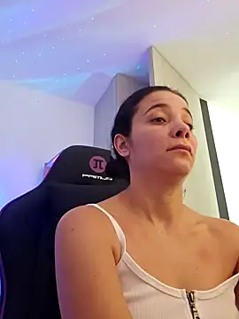 miaeyes online show from January 21, 1:22 pm