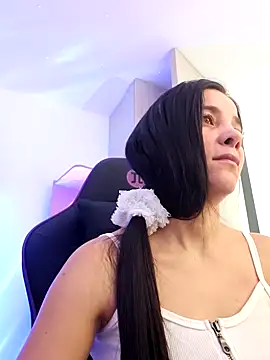 miaeyes online show from January 21, 4:27 pm