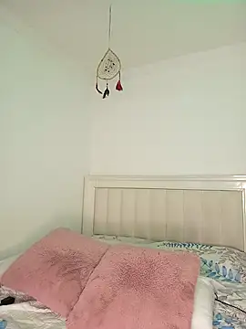 ASHLEY BLAIR online show from March 20, 1:05 pm