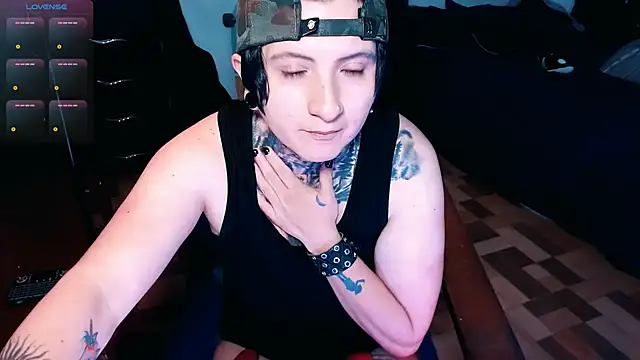 Marieblueeyes online show from October 15, 7:41 am