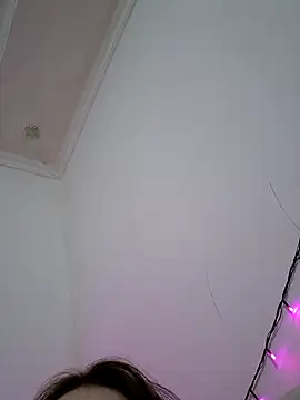 Snapshot of Yammy_Yumi chatting on January 31, 7:29 pm Yammy Yumi online show from January 31, 7:29 pm