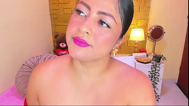 Julia Haye online show from February 17, 3:25 am