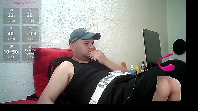 SexDiffrent online show from October 6, 8:50 pm