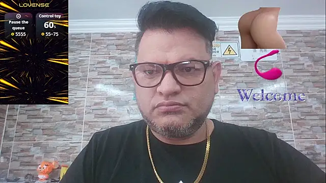 SexDiffrent online show from October 21, 6:30 pm