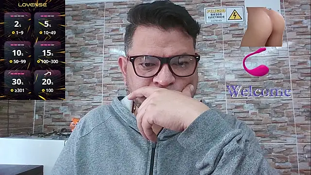 SexDiffrent online show from October 28, 4:31 pm