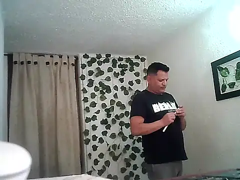 SexDiffrent online show from April 24, 9:28 pm