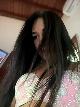 Ashly Miller online show from November 26, 8:10 pm