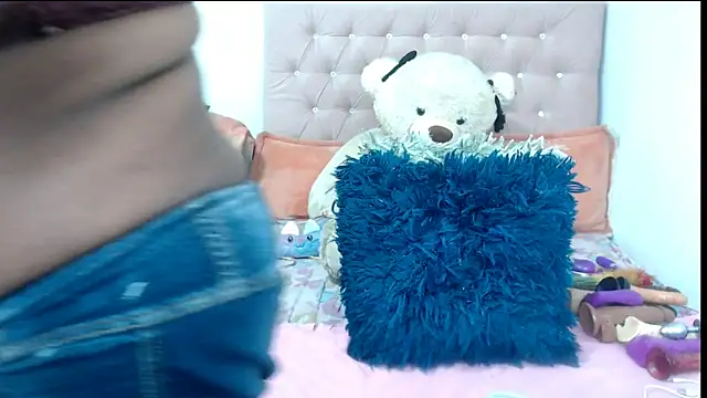 Snapshot of Negrabig chatting on February 13, 3:24 am Negrabig online show from February 13, 3:24 am