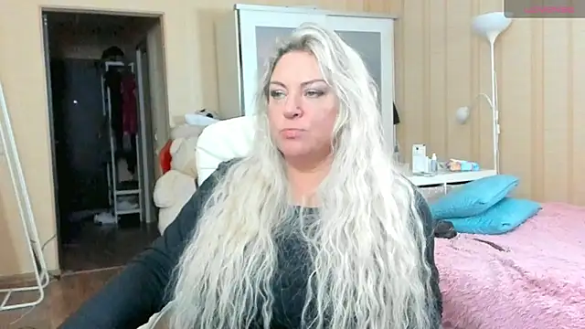 Snapshot of PamHardFuck chatting on October 19, 6:30 pm PamHardFuck online show from October 19, 6:30 pm