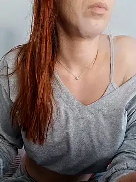 clara-francaise online show from February 24, 5:11 pm