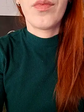 Snapshot of clara-francaise chatting on May 16, 7:01 pm clara-francaise online show from May 16, 7:01 pm