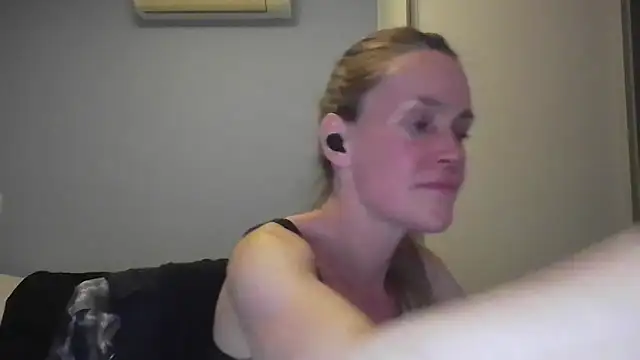 Annylove1 online show from December 1, 12:15 am