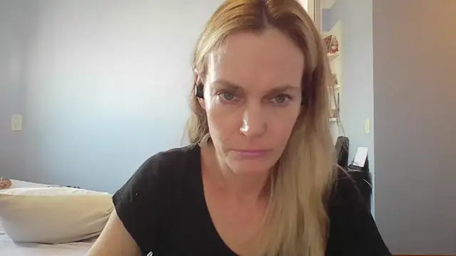 Annylove1 online show from March 20, 11:59 am