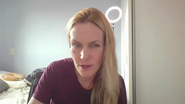 Annylove1 online show from April 3, 4:49 pm