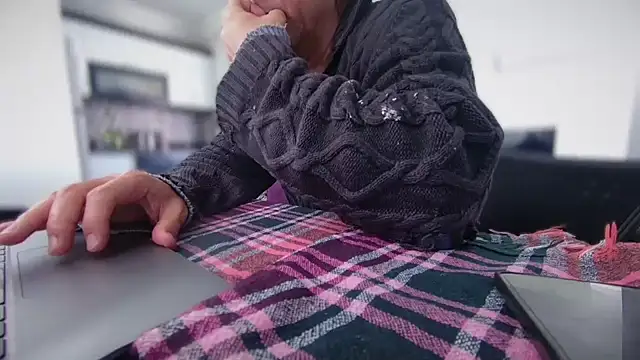 ALPHANDRE online show from December 19, 10:44 am