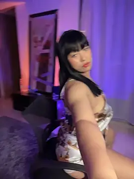 Im sophiie online show from October 14, 6:47 am