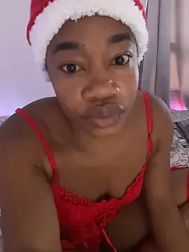  yisela  online show from December 8, 8:25 pm