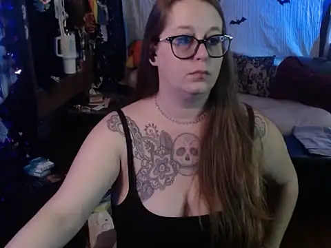 Snapshot of edgexchaos chatting on November 9, 1:09 pm edgexchaos online show from November 9, 1:09 pm