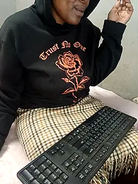 BeejayLoverxx online show from March 21, 5:34 am