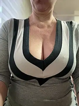 sweetmystery1 online show from January 17, 3:06 pm