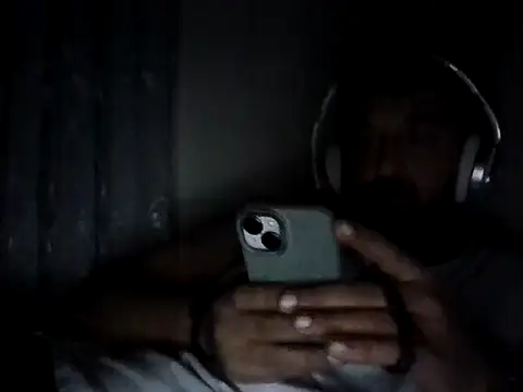 Ca414 online show from November 9, 11:25 pm