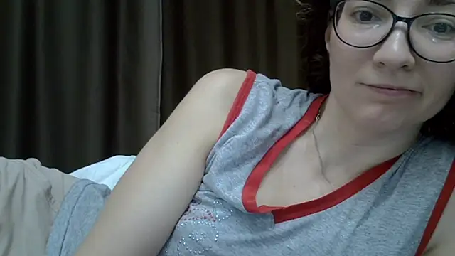 Ashleyspice online show from December 26, 7:13 am