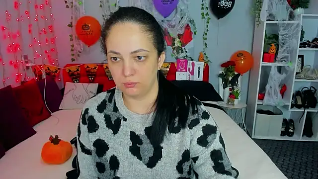 Snapshot of DarlingMilf chatting on November 11, 7:25 pm DarlingMilf online show from November 11, 7:25 pm