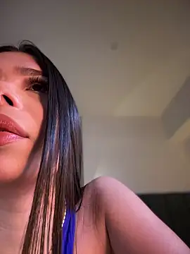 JanyLunaa online show from January 8, 12:17 am