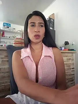 Snapshot of lady-rosse chatting on September 28, 5:07 pm lady-rosse online show from September 28, 5:07 pm