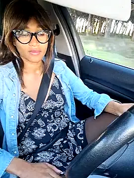 guardami1988 online show from November 21, 9:52 am