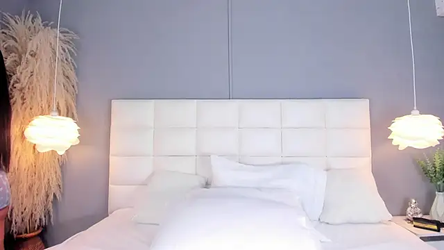 Snapshot of Ahincale chatting on March 27, 11:54 am Ahincale online show from March 27, 11:54 am