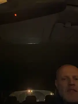 Snapshot of davigochi77bcn chatting on March 4, 8:05 pm davigochi77bcn online show from March 4, 8:05 pm