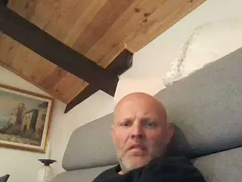 Snapshot of davigochi77bcn chatting on March 19, 7:27 pm davigochi77bcn online show from March 19, 7:27 pm