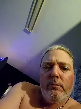 Hotredheadandtoungelasher online show from December 21, 12:34 pm