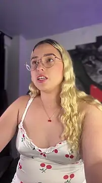 Irisweet  online show from October 23, 11:24 pm