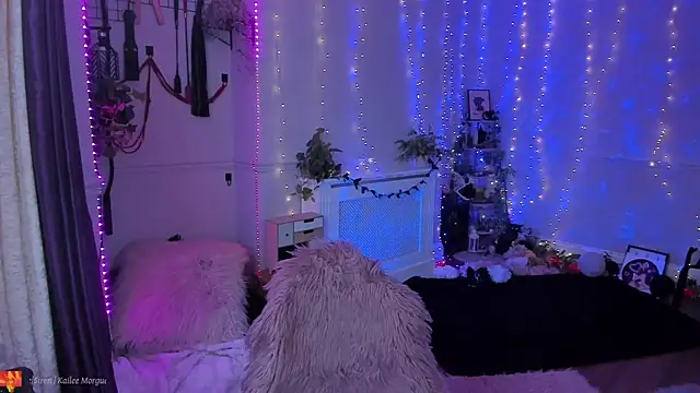 AliceW0lf online show from October 18, 4:08 pm