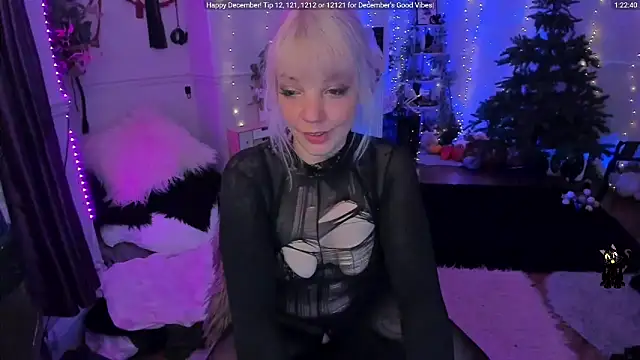 AliceW0lf online show from December 4, 4:48 pm