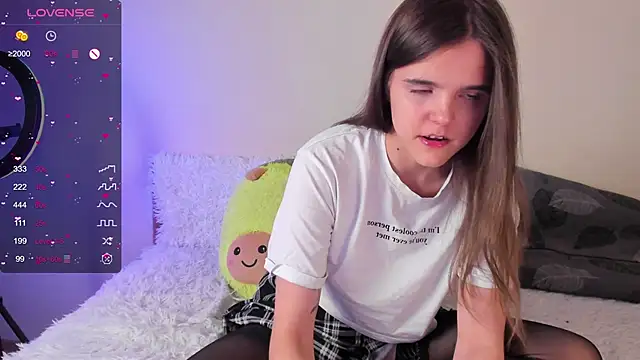 Ema X Love online show from February 5, 8:13 pm