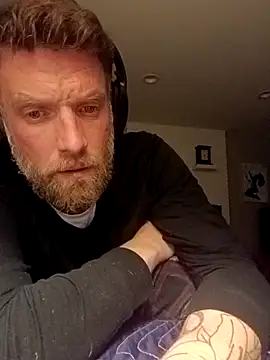 Keeganmichaelclark online show from December 3, 10:35 am