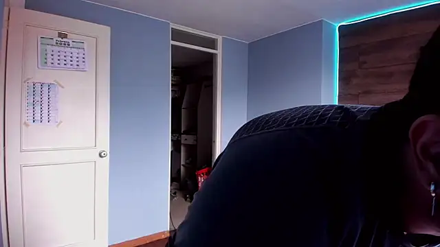 Snapshot of anthonylatynxd chatting on February 11, 4:02 pm anthonylatynxd online show from February 11, 4:02 pm