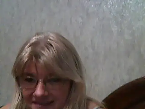 Snapshot of Diana_49 chatting on January 28, 9:30 am Diana 49 online show from January 28, 9:30 am