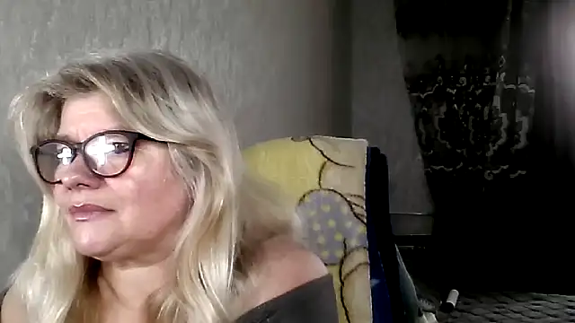 Diana 49 online show from February 3, 8:30 am