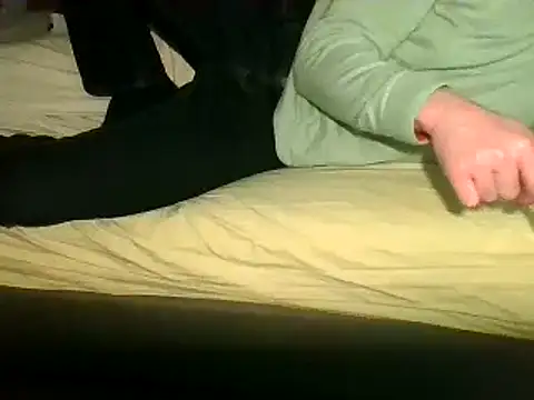 Snapshot of MmaxX004 chatting on March 22, 10:26 pm MmaxX004 online show from March 22, 10:26 pm