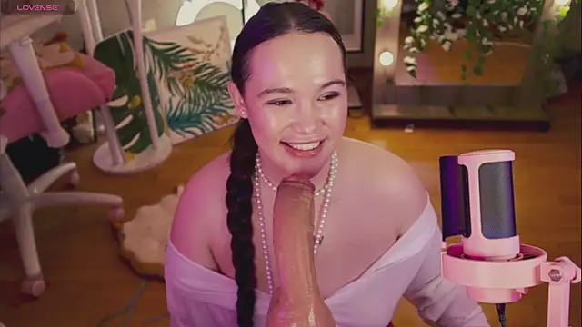 Chery Lady22 online show from March 2, 7:02 pm